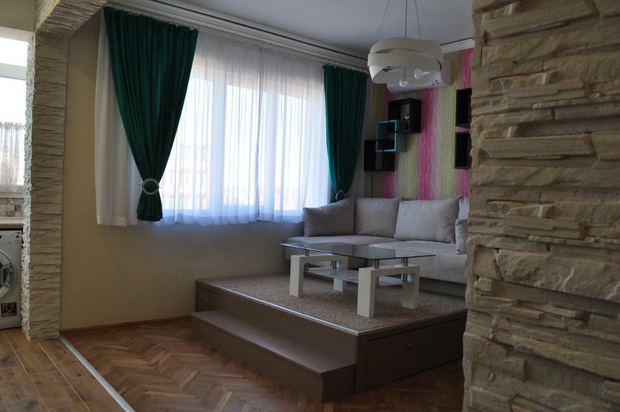 Sofia Central Pretty Apartment Dış mekan fotoğraf