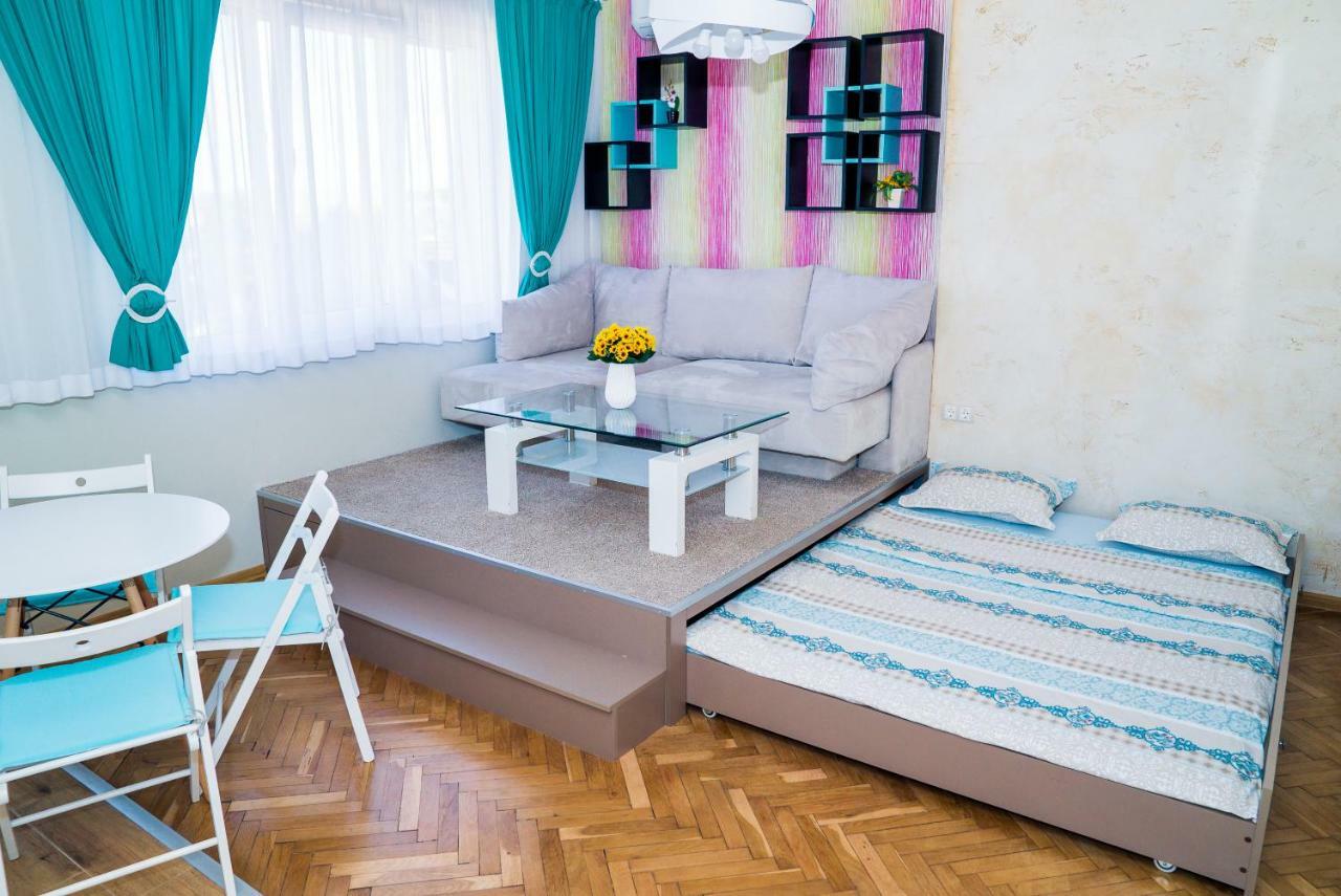 Sofia Central Pretty Apartment Dış mekan fotoğraf